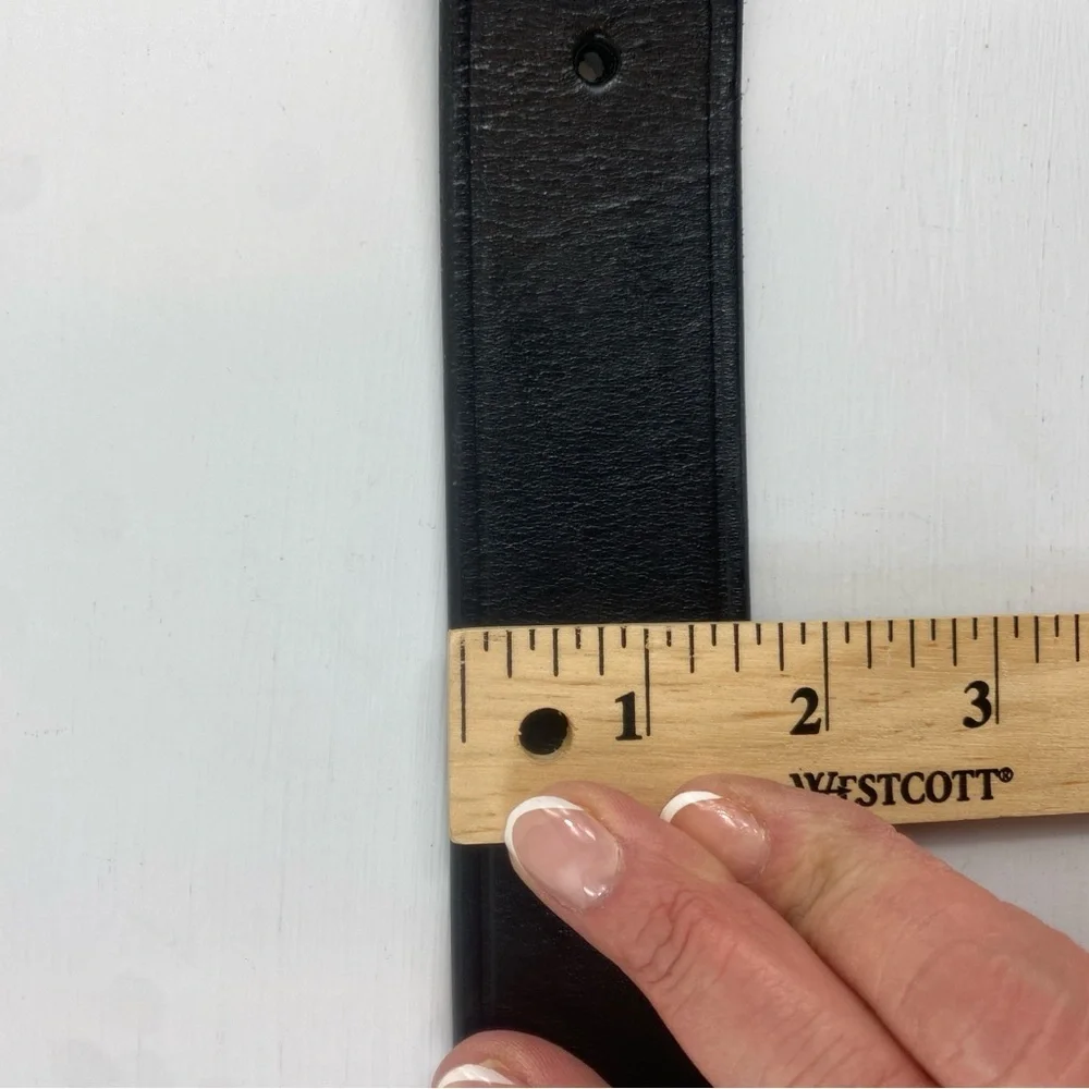 Cabela’s Men’s Black Leather Silver Buckle Classic‎ Quality Leather Belt Sz 34